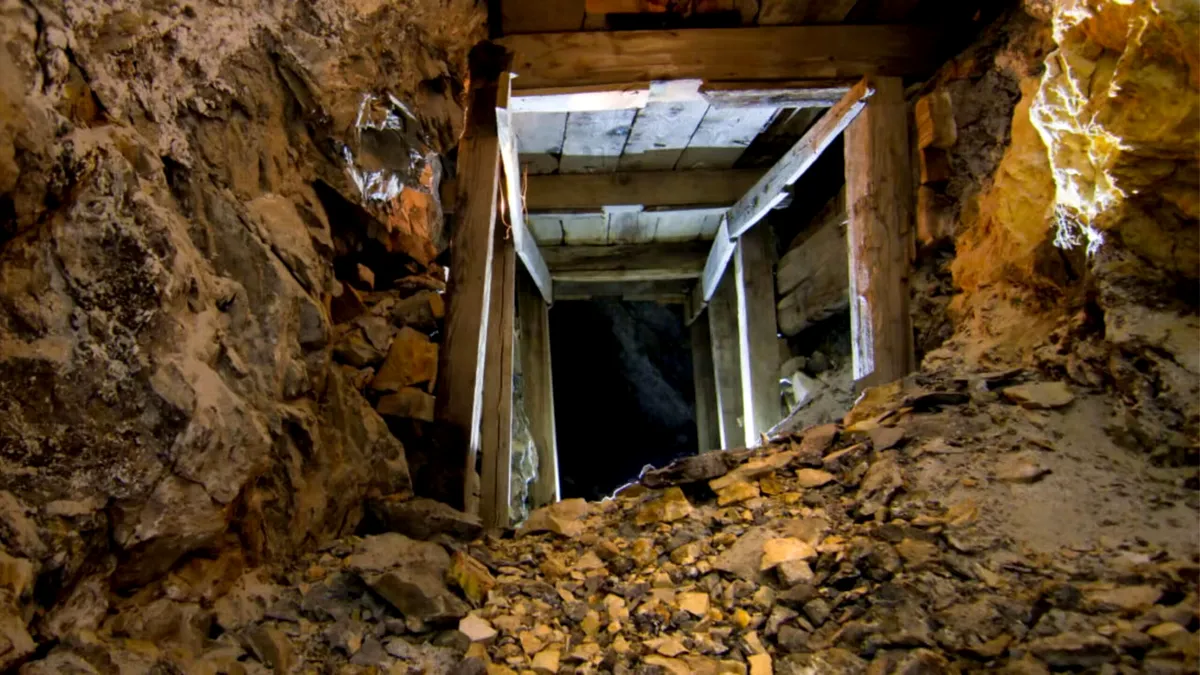 Explozie devastatoare într-o mină din Nigeria: 38 de mineri și-au pierdut viața