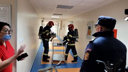 Alarmă falsă la Spitalul din Sinaia. 18 pacienți evacuați din cauza frigiderului