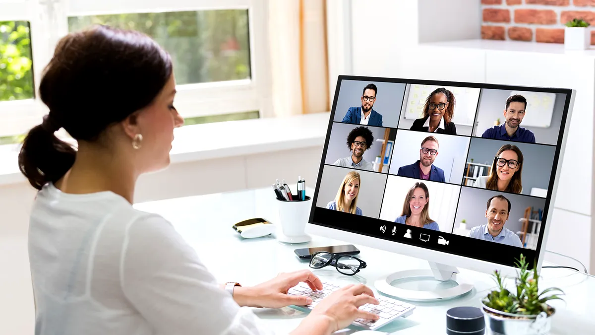 Accident de muncă... acasă. O angajată primește despăgubiri după o fractură suferită în timpul telemuncii