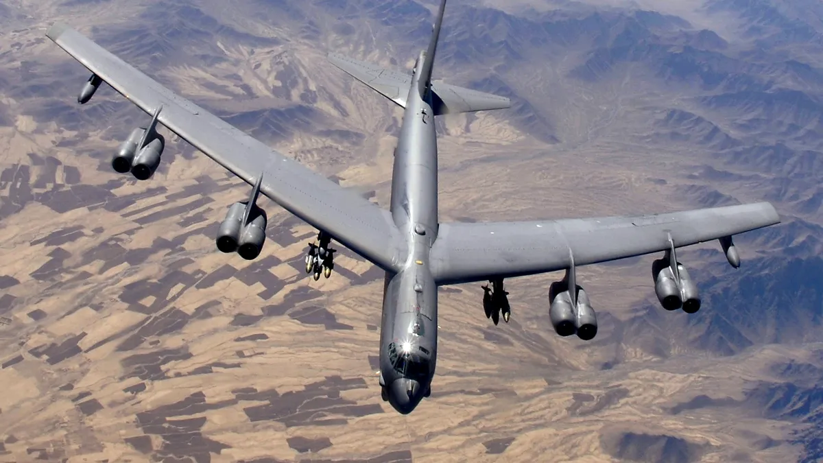Exerciţii cu bombardiere strategice americane în spaţiul aerian al României
