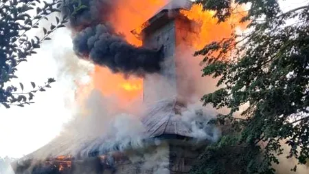 Incendiu la o biserică monument istoric din Vrancea