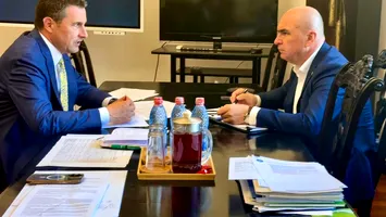 Tánczos Barna, după întâlnirea cu Bolojan: Ministerul Agriculturii pregătește noi reguli pentru comercializarea cărnii proaspete de porc