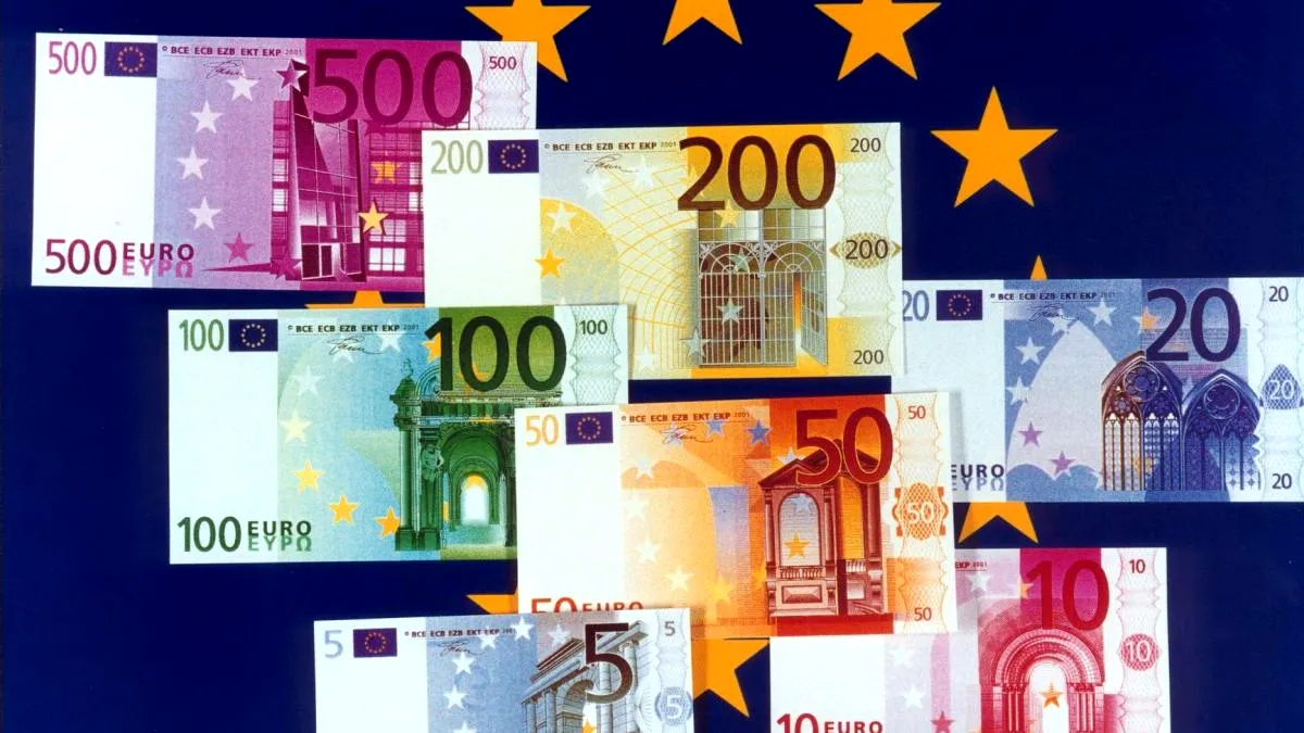 Moneda națională s-a depreciat, miercuri, în raport cu euro, la cursul oficial al BNR