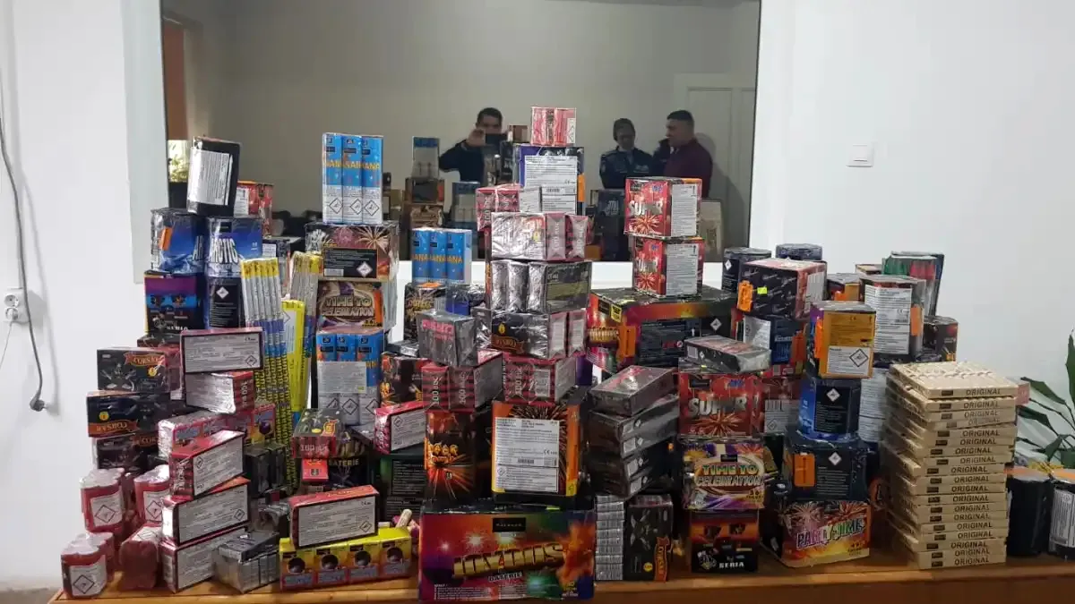Artificiile, oficial doar cu autorizație. Pedepse cu închisoarea pentru folosirea ilegală a materialelor pirotehnice