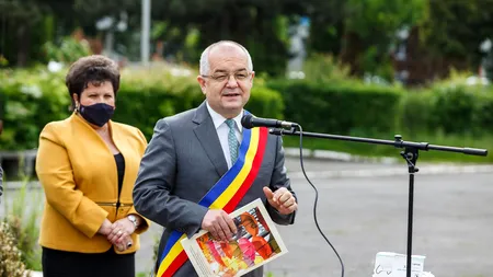 Emil Boc: „Hai să eliminăm odată acele nedreptăţi din sistemul de pensii”