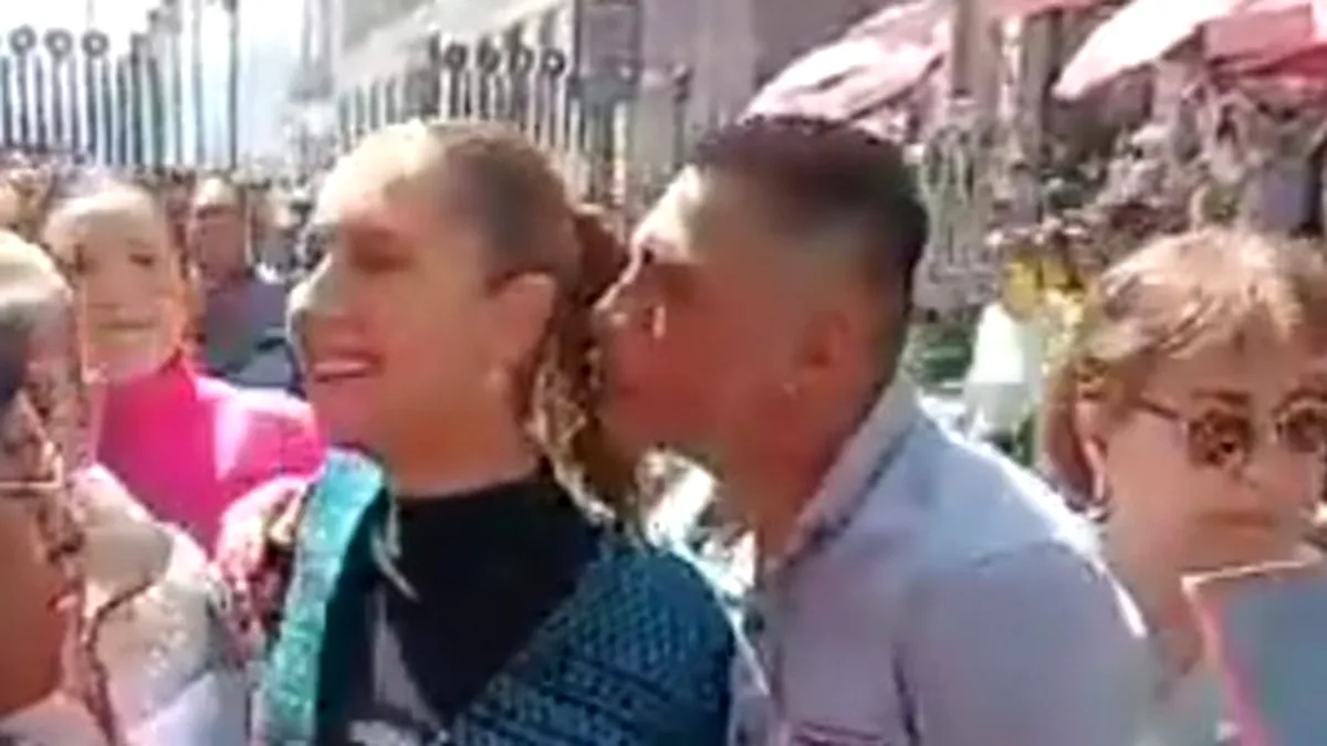 Moment șocant în capitala Mexicului: președinta țării, hărțuită sexual (video)