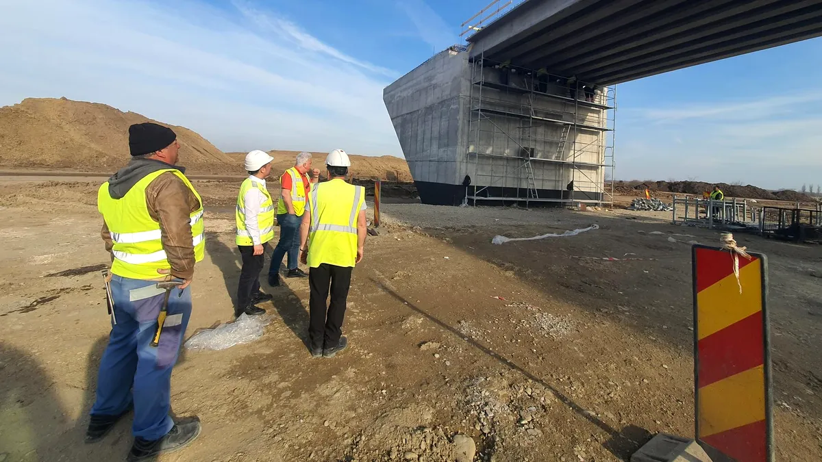 În ce stadiu se mai află prima autostradă construită de chinezi. Când va fi gata Lotul 3 al A0 Nord
