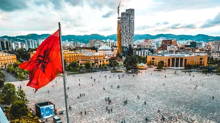 „Bijuteria ascunsă” a Europei care îi fascinează pe turiști. De ce trebuie să vizitezi această capitală plină de viaţă