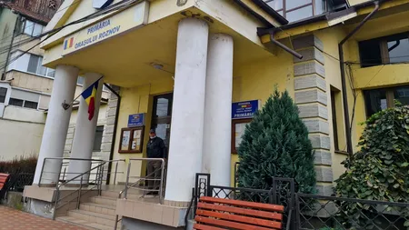 O primărie din ţară a rămas fără bani de salarii. Soluţia găsită de primar şi acceptată de angajaţi