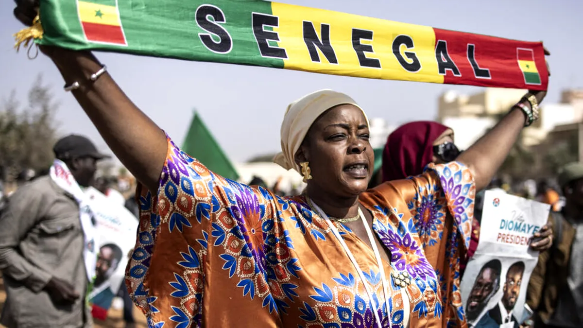 Senegal: alegeri în umbra crizei politice – prezidențiale cu 17 candidați!