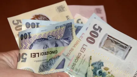 1.200 de lei, primă de „murături” pentru sute de angajați la stat. Cum este posibil