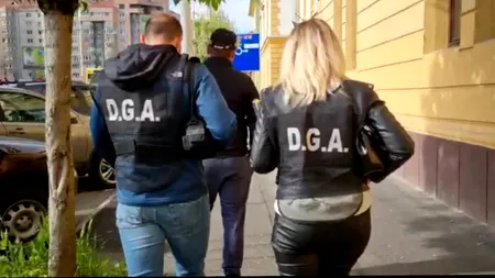 Polițiștii șpăgari de la Vama Calafat, arestați 30 de zile