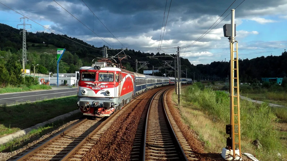 Noi trenuri vor circula de la 1 aprilie pe ruta Bucureşti Nord - Feteşti şi retur