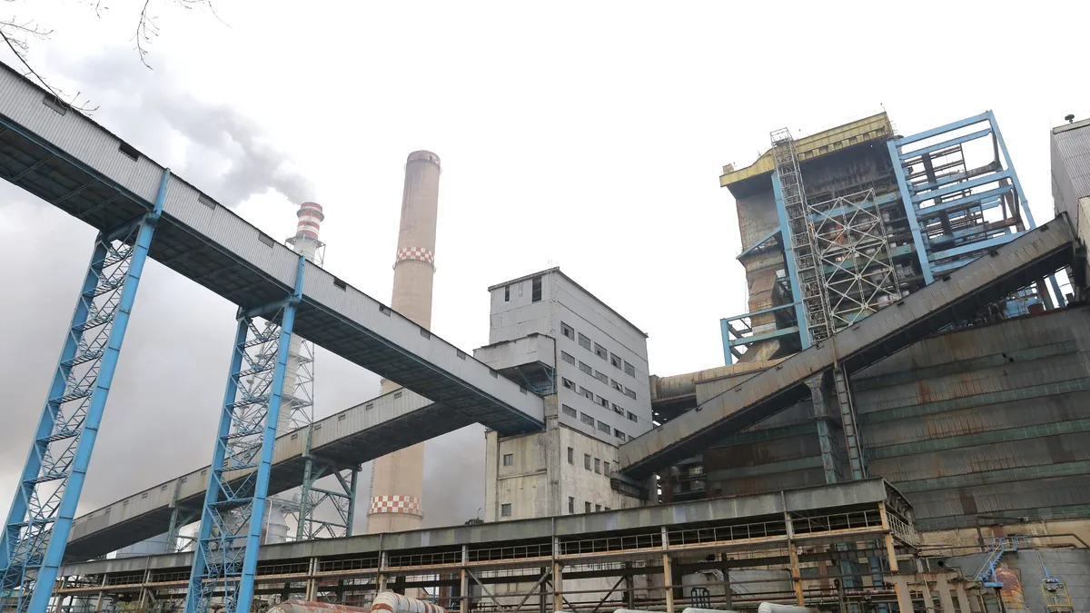 Craiova și Ford Otosan depind de suplimentarea bugetului Ministerului Energiei. Riscurile pentru iarnă