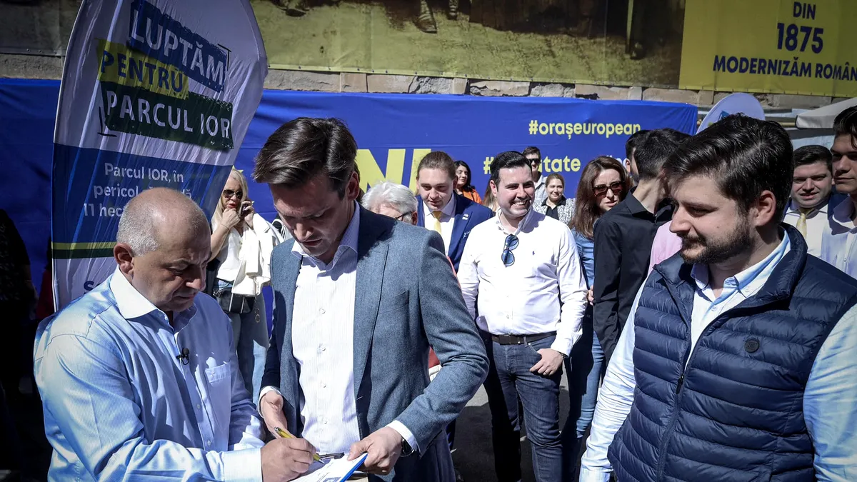 Cîrstoiu îl acuză pe Nicușor Dan că pune în pericol cetățenii întrucât refuză toaletarea arborilor. Doi primari de sector confirmă că sunt blocați de primarul general