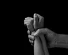 Rețea de proxeneți și traficanți, destructurată de DIICOT în București. Adolescentă de 15 ani, forțată să se prostitueze de propria mamă