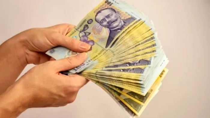 Circa 4 milioane de români au de încasat bani de la stat, de care nu mai știu