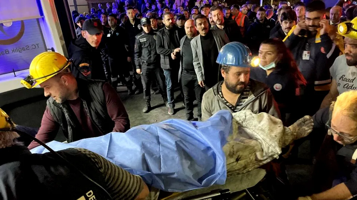 Explozie într-o mină din Turcia, zeci de morți și răniți. Câteva zeci de mineri, captivi în subteran (video)