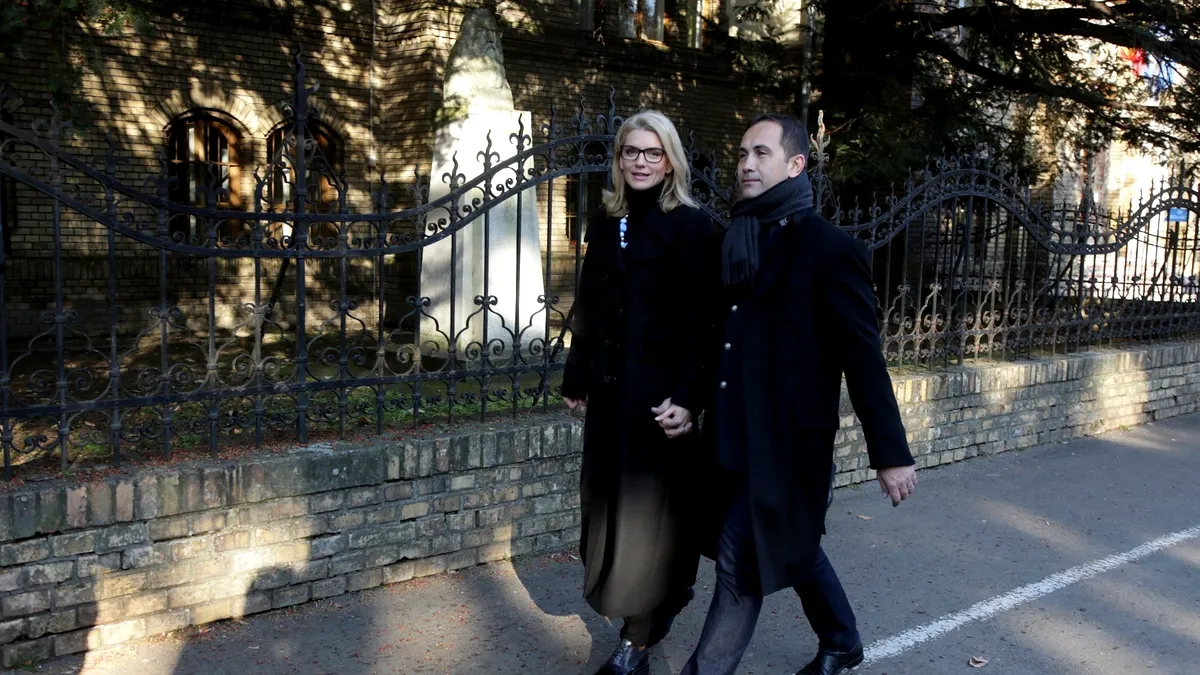 Alina Gorghiu s-a separat de Lucian Isar