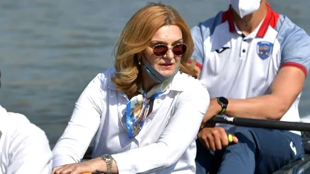 Elisabeta Lipă continuă să joace alba-neagra cu șefia Federației Române de Canotaj