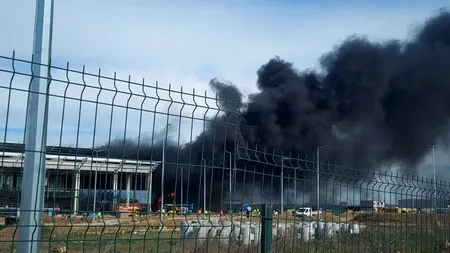 A ars terminalul cel nou al Aeroportului din Craiova unde director este fratele lui Claudiu Manda