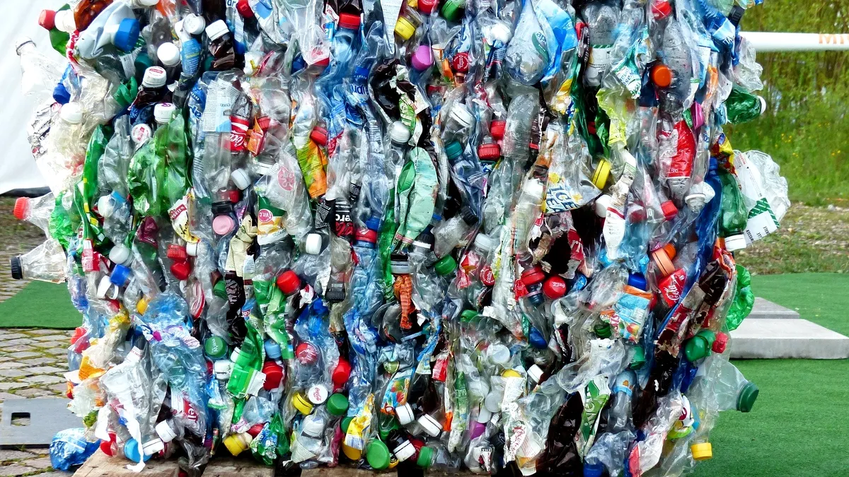 România stă mai bine decât Franţa la reciclarea deşeurilor de ambalaje din plastic