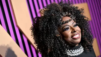 A murit, într-un accident rutier, o artistă R&B nominalizată de mai multe ori la premiile Grammy