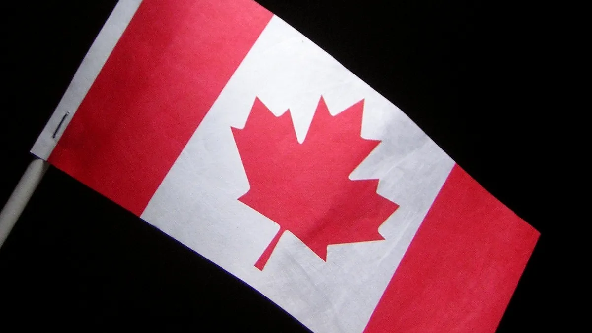 Canada: Nevaccinaților le este interzis accesul în magazinele de băuturi alcoolice și canabis