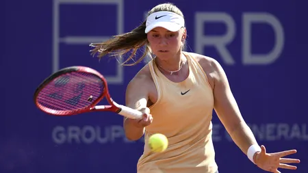 Cine este Elena Rîbakina, adversara Simonei Halep din semifinalele Wimbledon 2022