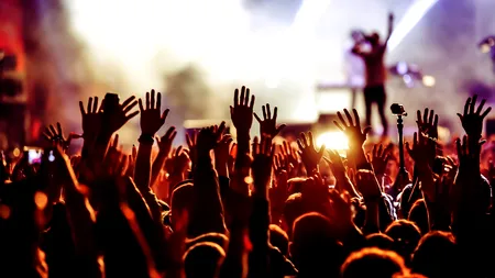 Cine a compus melodia oficială a Euro 2020