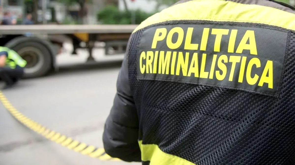 Un bărbat căzut de la etajul cinci, în apropiere de Bucureşti. Autorităţile anchetează o posibilă CRIMĂ