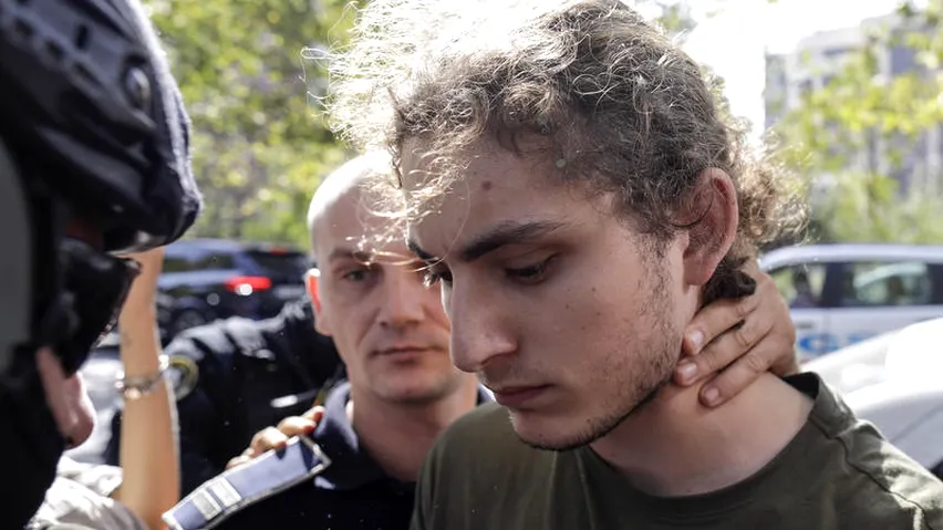 Vlad Pascu, față în față cu părinții victimelor. Mărturii cutremurătoare: „Am venit să îi cumpăr mașină, dar i-am luat cavou”