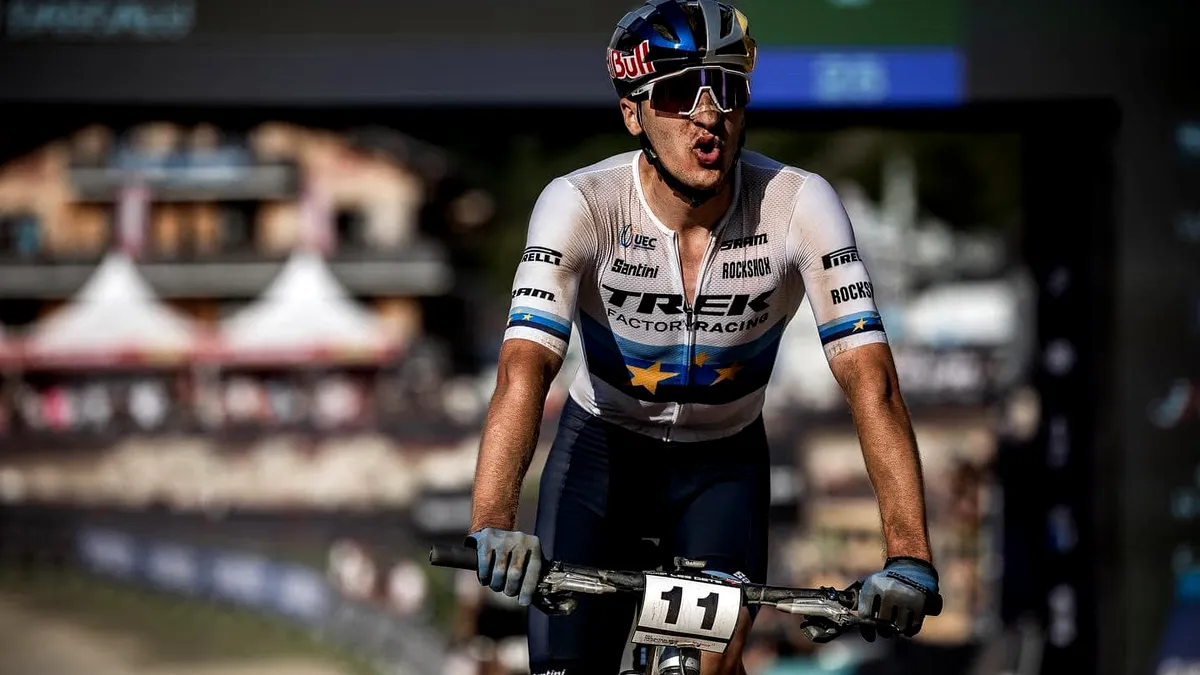 Vlad Dascălu a obținut locul 3 în etapa de Cupă Mondială de Mountain Bike XCO