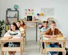 Elevii se întorc la școală luni. Între timp, alții intră acum în vacanță