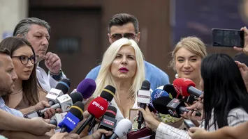 Adrian Alexandrov, în culmea fericirii. Udrea merge acasă, iar fiica lor nu știe: Cea mică simte ceva