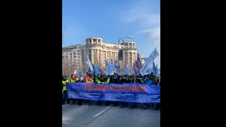 Protest al polițiștilor și angajaților din penitenciare în fața Ministerului Finanțelor. Principalele revendicări