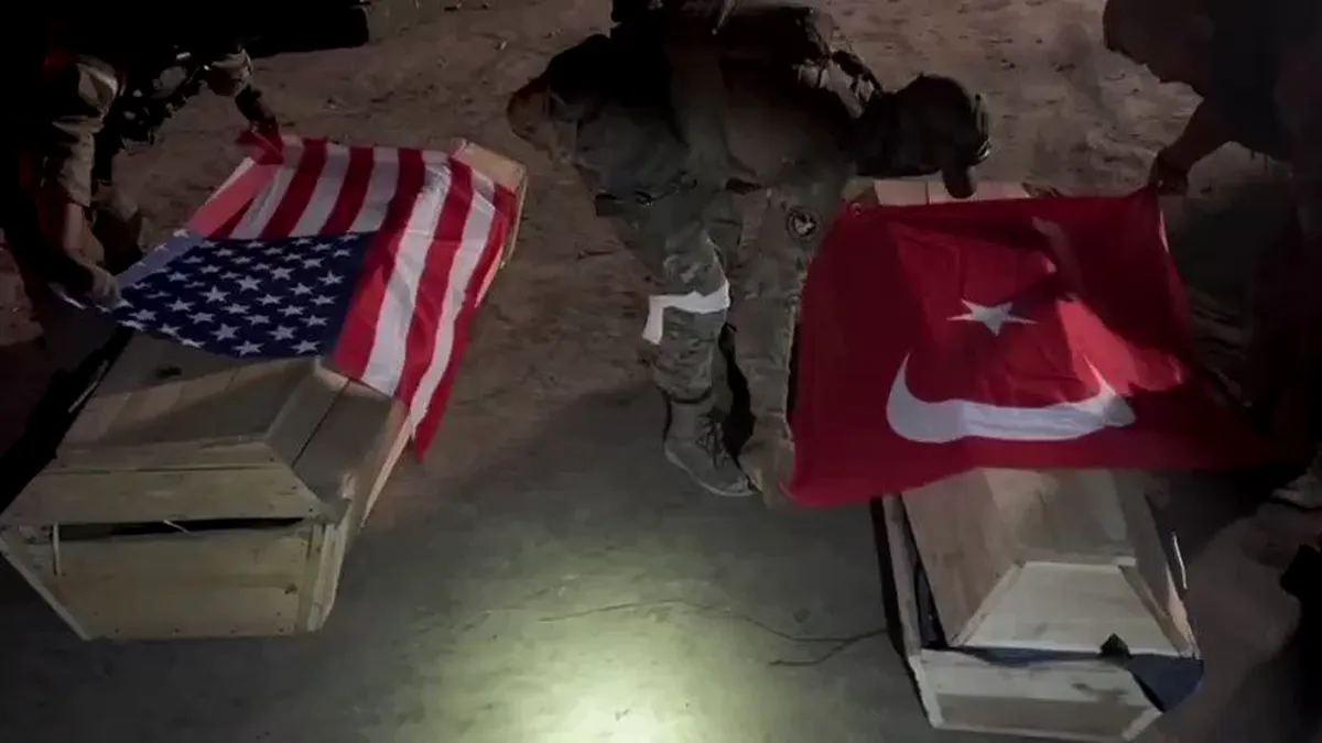 <strong>Evgheni Prigojin s-a filmat la Bahmut lângă sicriele unui american şi unui turc, acoperite de steaguri: 