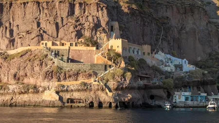 Panică în Grecia, după cutremurele din ultimele zile. Locuitorii dorm afară de frica unui nou seism