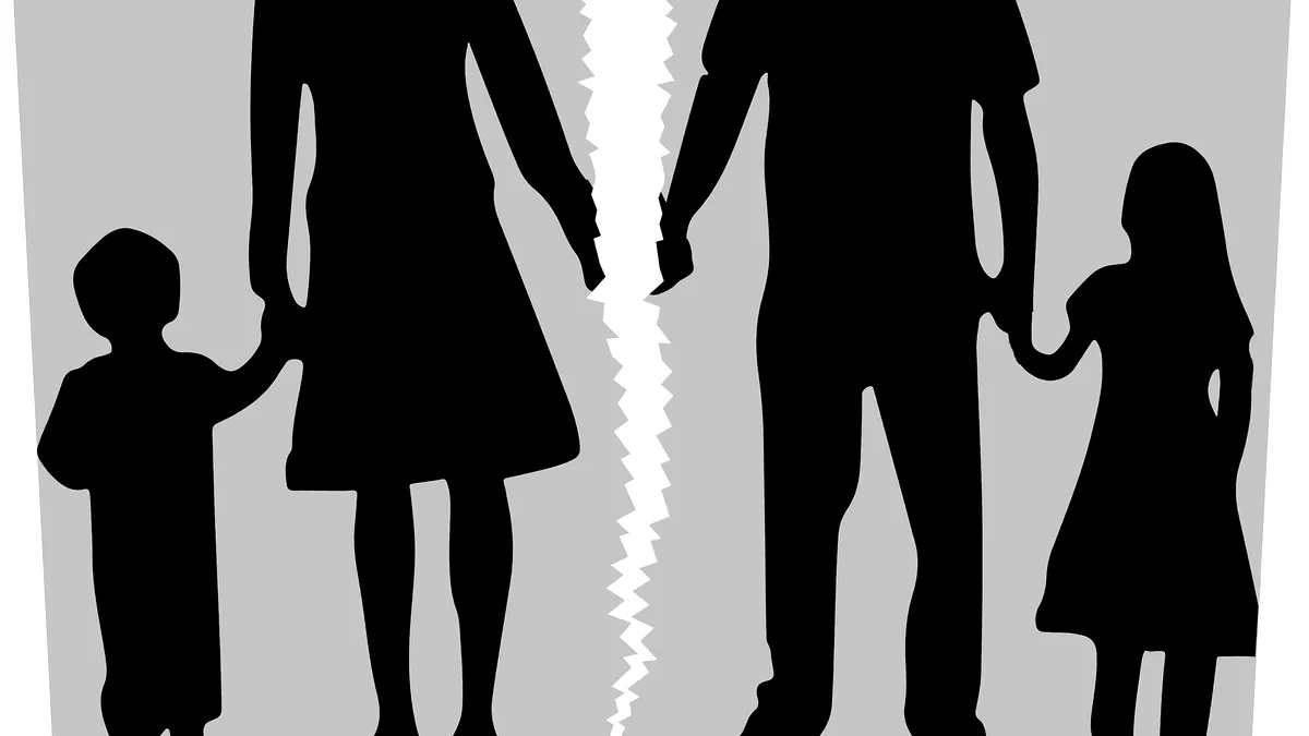 Guvernul scumpește divorțul și ieftinește partajul