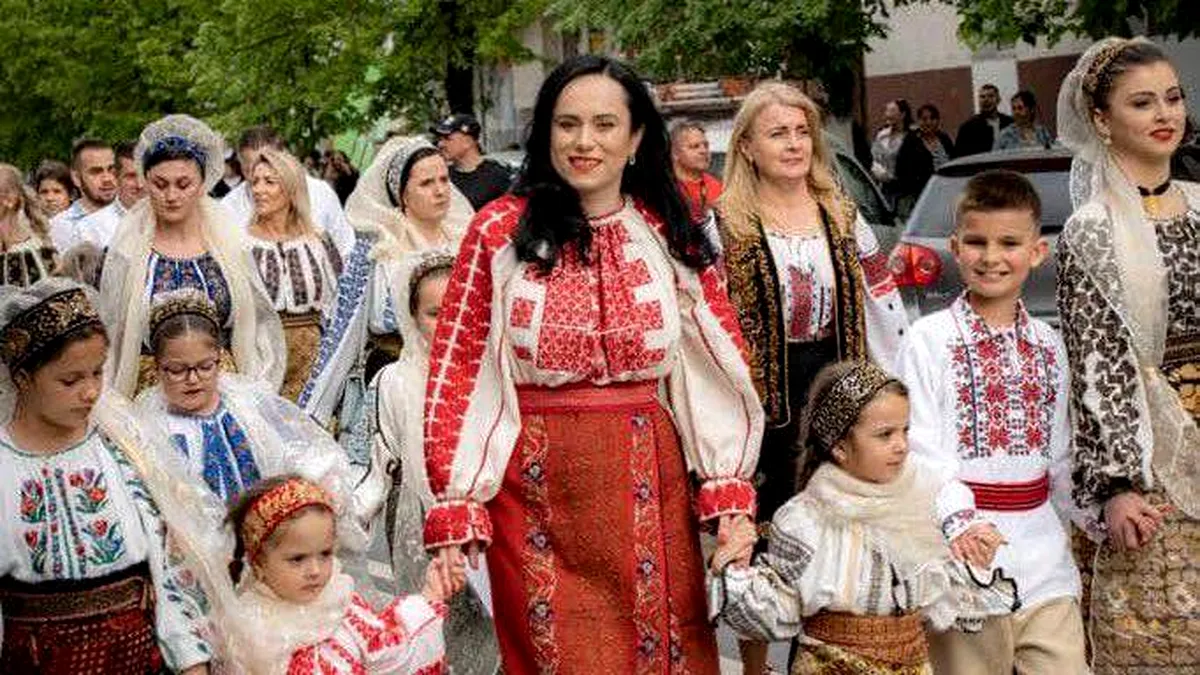 Simona Bucura Oprescu: „Susținem dezvoltarea meșteșugurilor tradiționale”