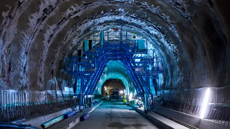 Europa sapă sub Alpi pentru recorduri istorice. Două tuneluri uriașe vor schimba definitiv transportul feroviar