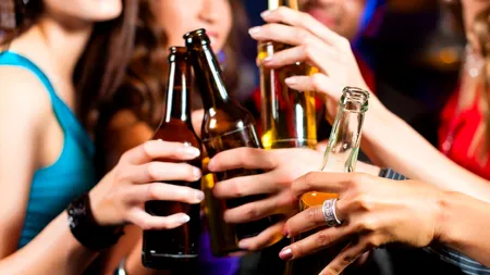 Incredibil: 25% dintre părinți consideră acceptabil consumul ocazional de alcool în cazul copiilor lor