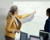 Postul la catedră, rezervat doar cinci ani. Noua limită pentru profesorii ajunși în funcții publice