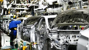 Concedieri masive într-o zonă industrială importantă din România. Sute de angajați riscă să rămână fără loc de muncă