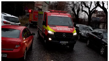 Explozie într-un bloc din Brașov. 24 de apartamente și 7 autoturisme avariate