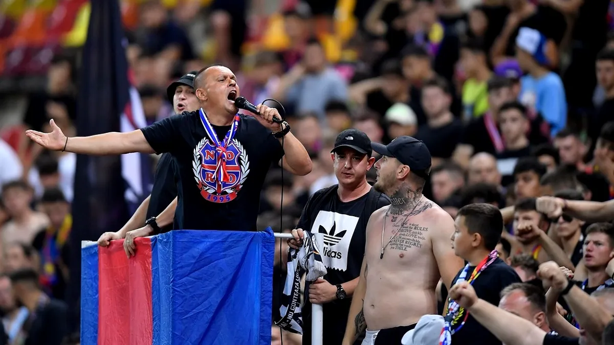 Fanii FCSB, obligați de liderii galeriei să cumpere eșarfe pentru a intra la meciul cu Rangers: „Fără eșarfă nu vă luați bilet!”