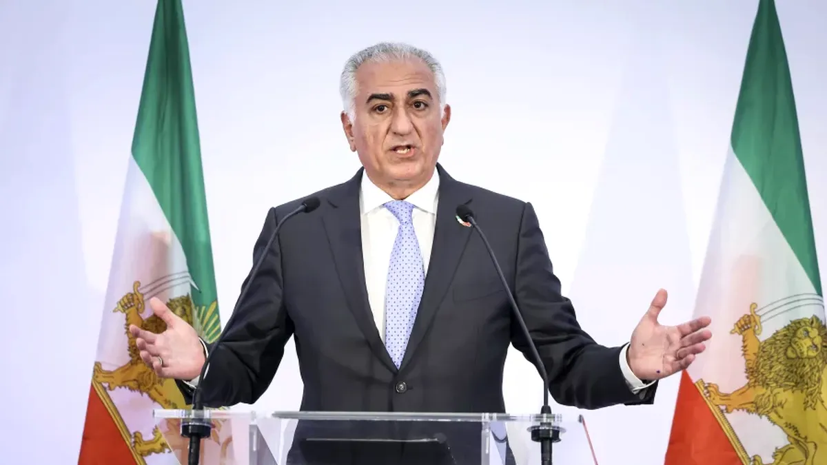 Cine este Reza Pahlavi, moștenitorul tronului persan, și care este viziunea sa pentru sistemul politic al Iranului