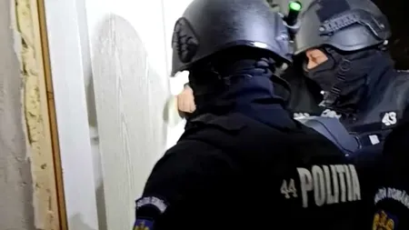 Descinderi mamut la proxeneții din România! 230 de mandate de aducere