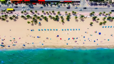 Florida a ridicat toate restricţiile anti-COVID