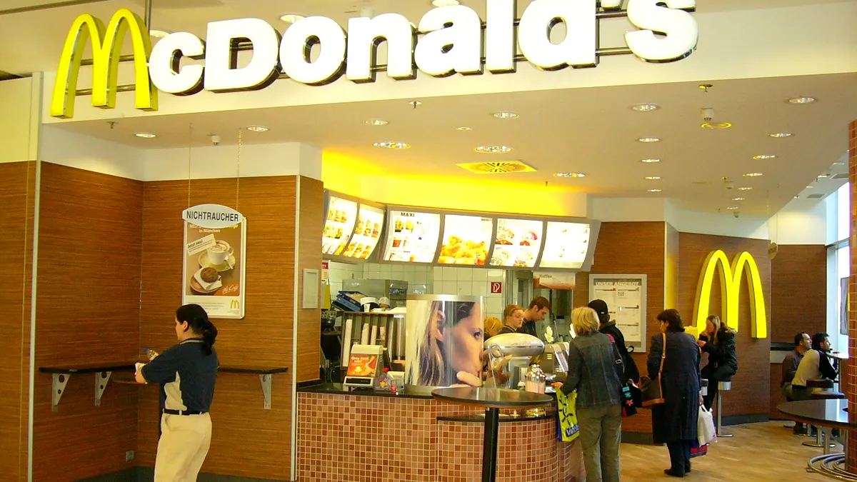 McDonald`s închis de Protecția Consumatorilor Constanța
